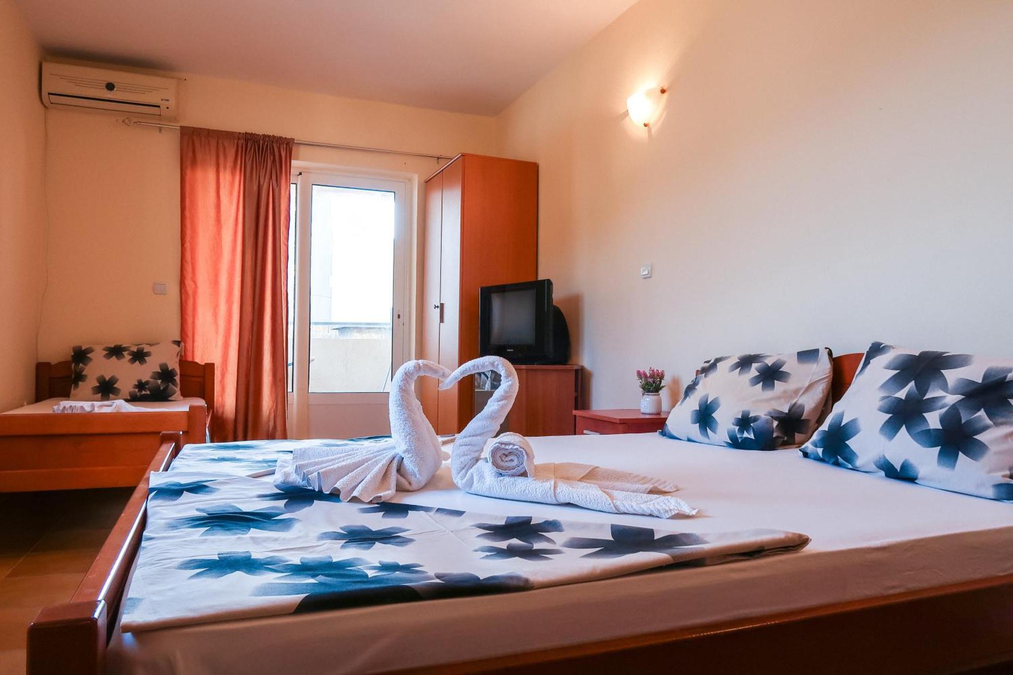 Apartment And Anicic *